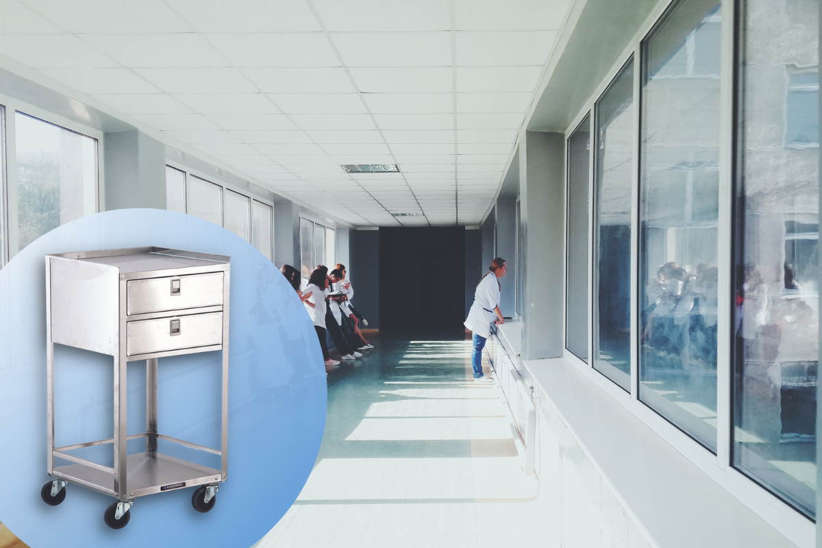 Increase Efficiency in Operating Rooms With These Lakeside Carts